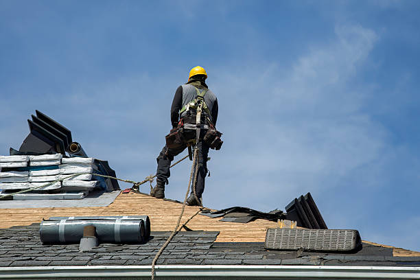 Professional Gutter Installation technician working in Palos Verdes Peninsula, CA